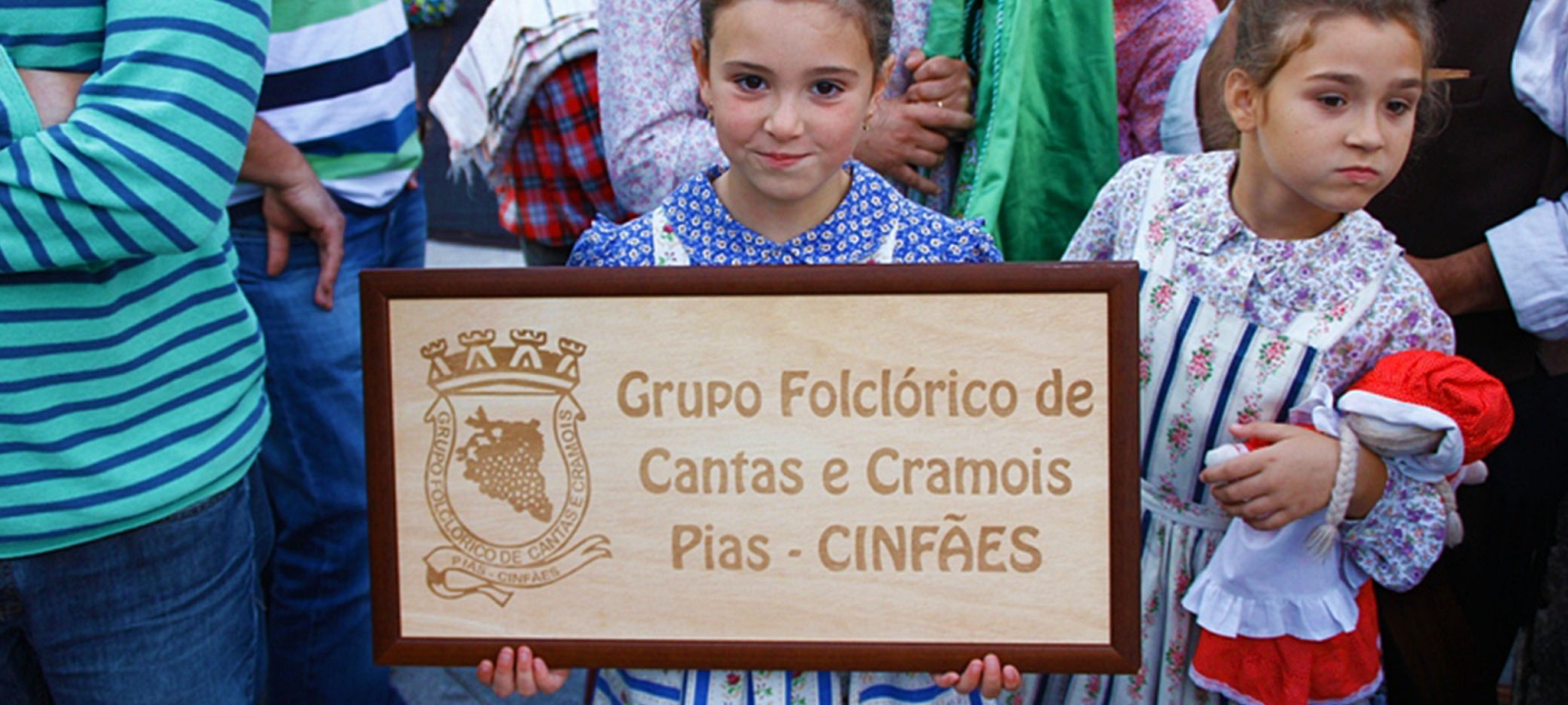 NI&Ntilde;O &ndash; CORUNHA