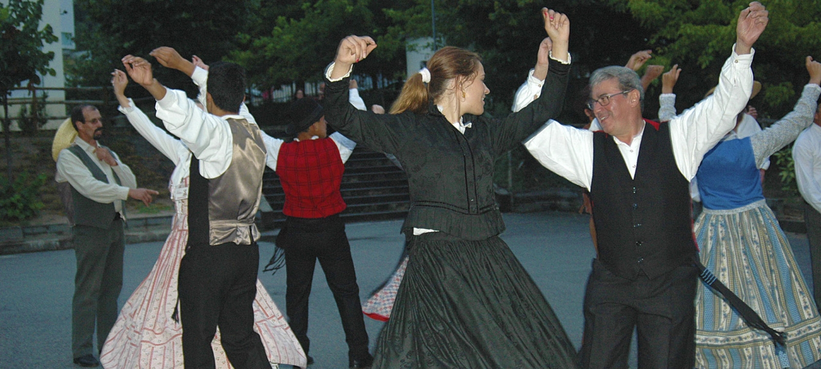 Folk Cinf&atilde;es